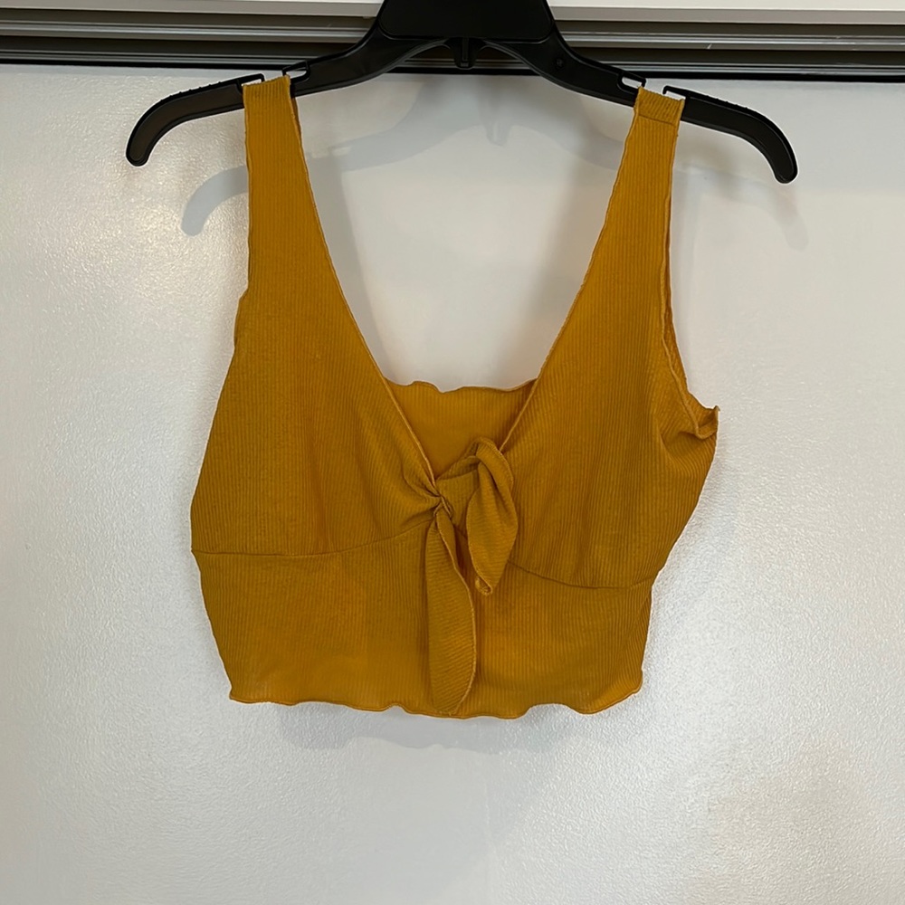 Shein front tie crop top - size M - orange